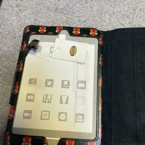 Fossil Authentic Fossil SHORT Mini Live Vintage TABLET Cover BLACK SWL1034001 - Picture 2 of 9